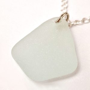 Nahla Sea Glass Necklace close-up